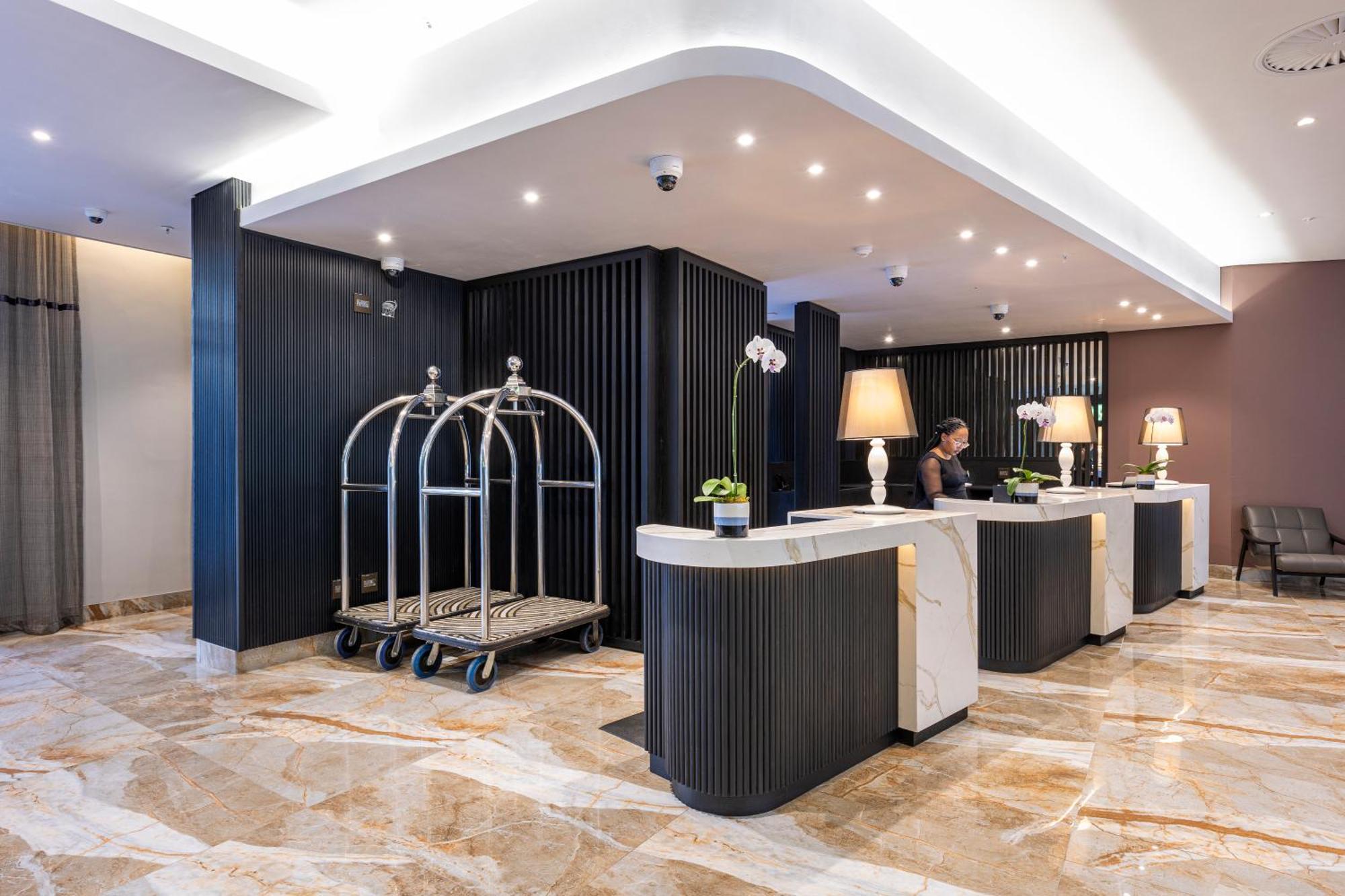 Hotel Coastlands Skye Hotel, Ridgeside, Umhlanga 4*