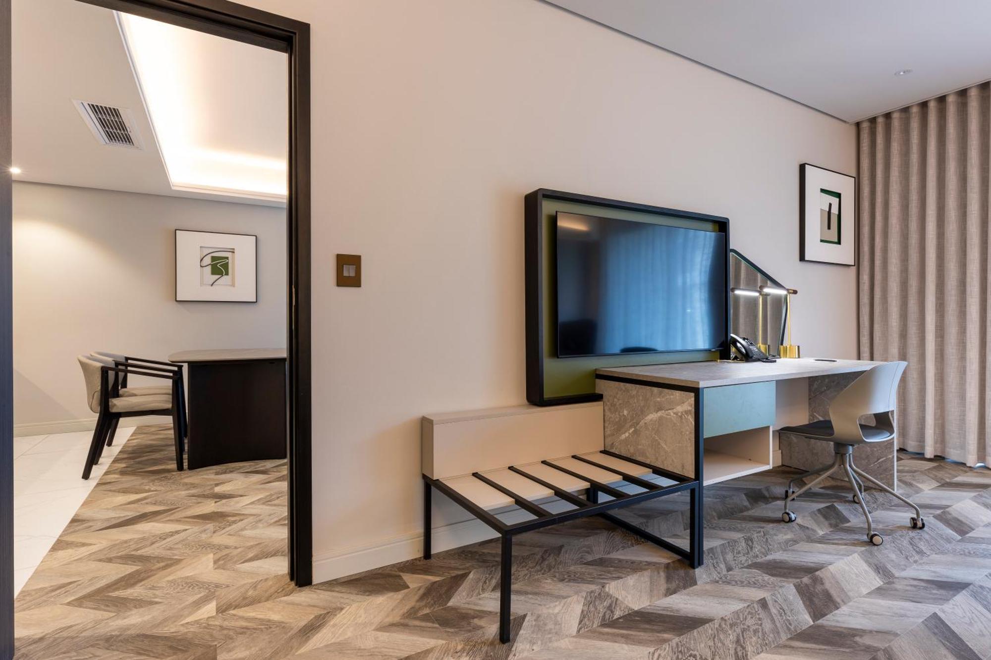 Coastlands Skye Hotel, Ridgeside, Umhlanga