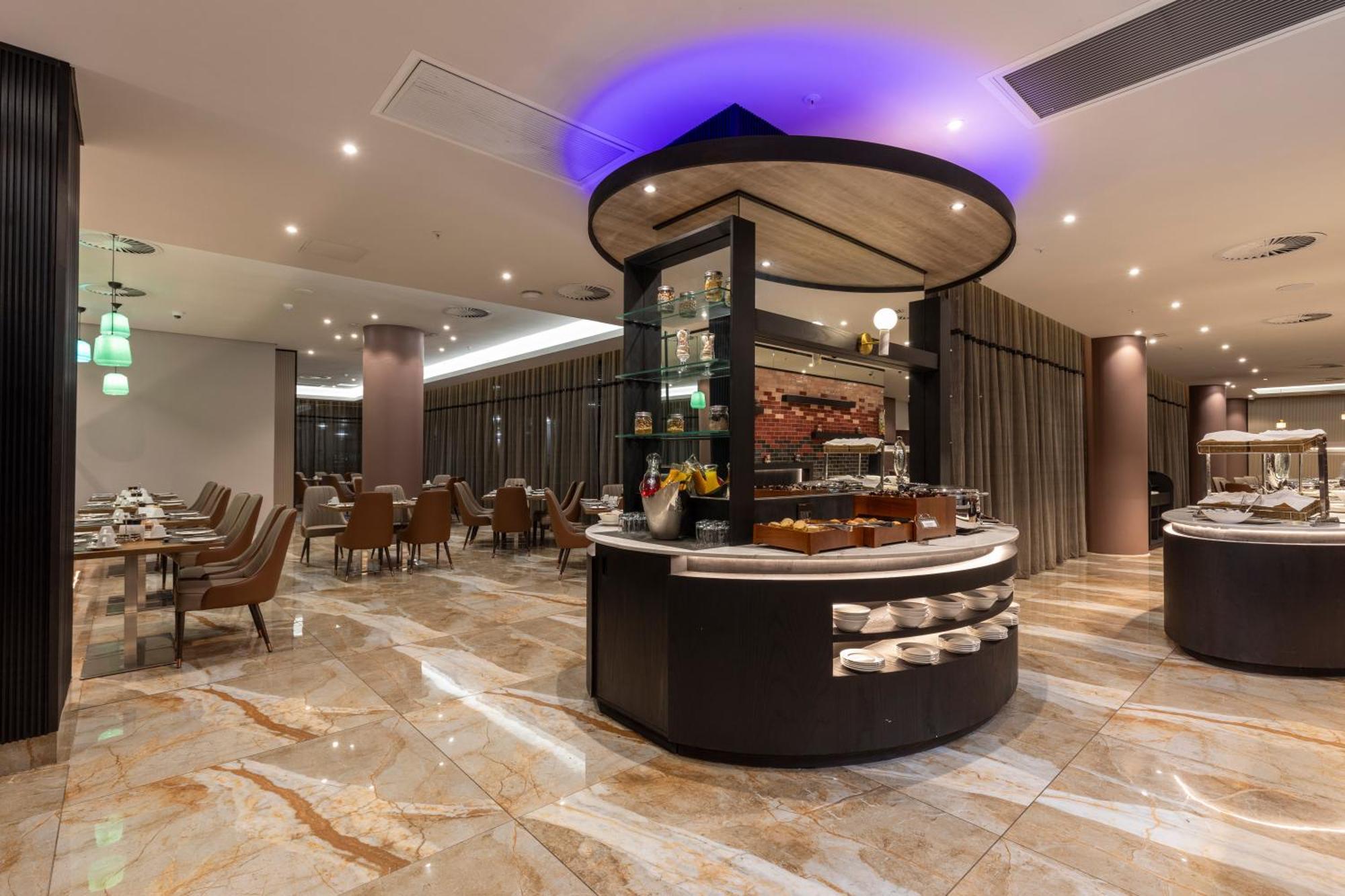 Hotel Coastlands Skye Hotel, Ridgeside, Umhlanga Durban